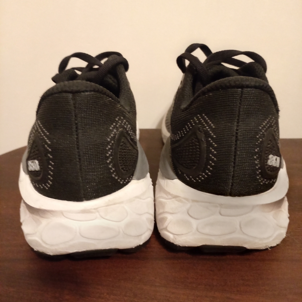 New Balance Black and White Running Shoes - Picture 8 of 14